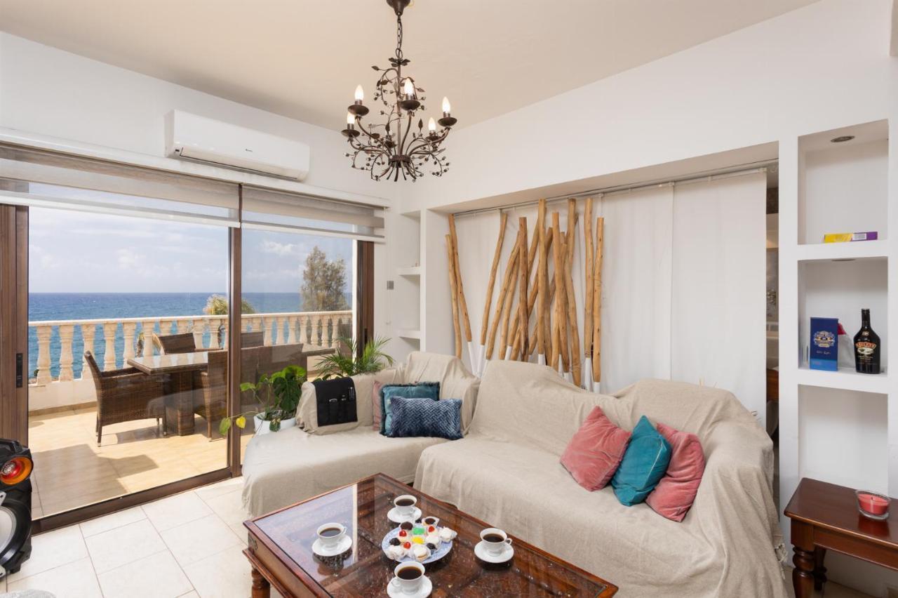 Villa Beach Heaven Pomos Buitenkant foto