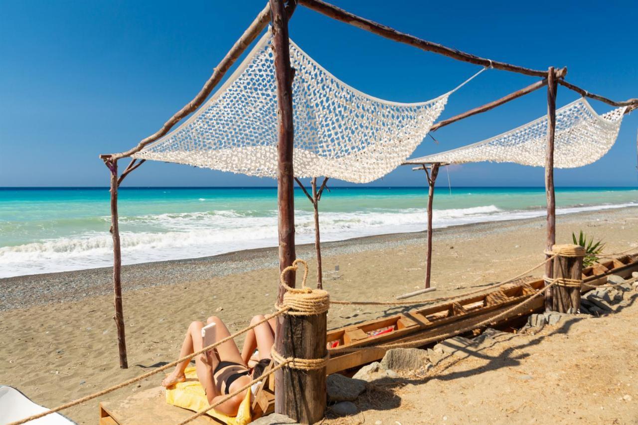 Villa Beach Heaven Pomos Buitenkant foto