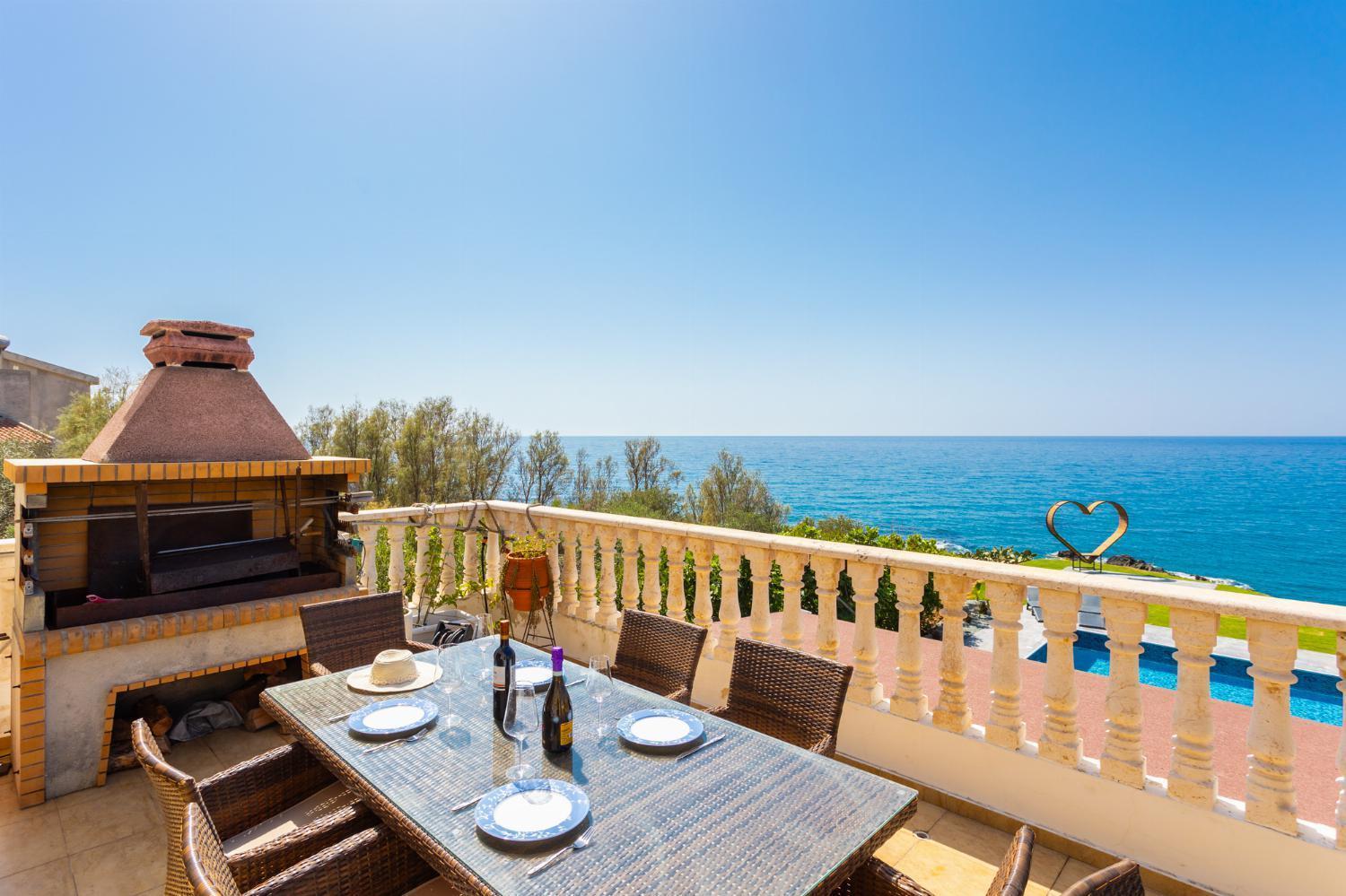 Villa Beach Heaven Pomos Buitenkant foto
