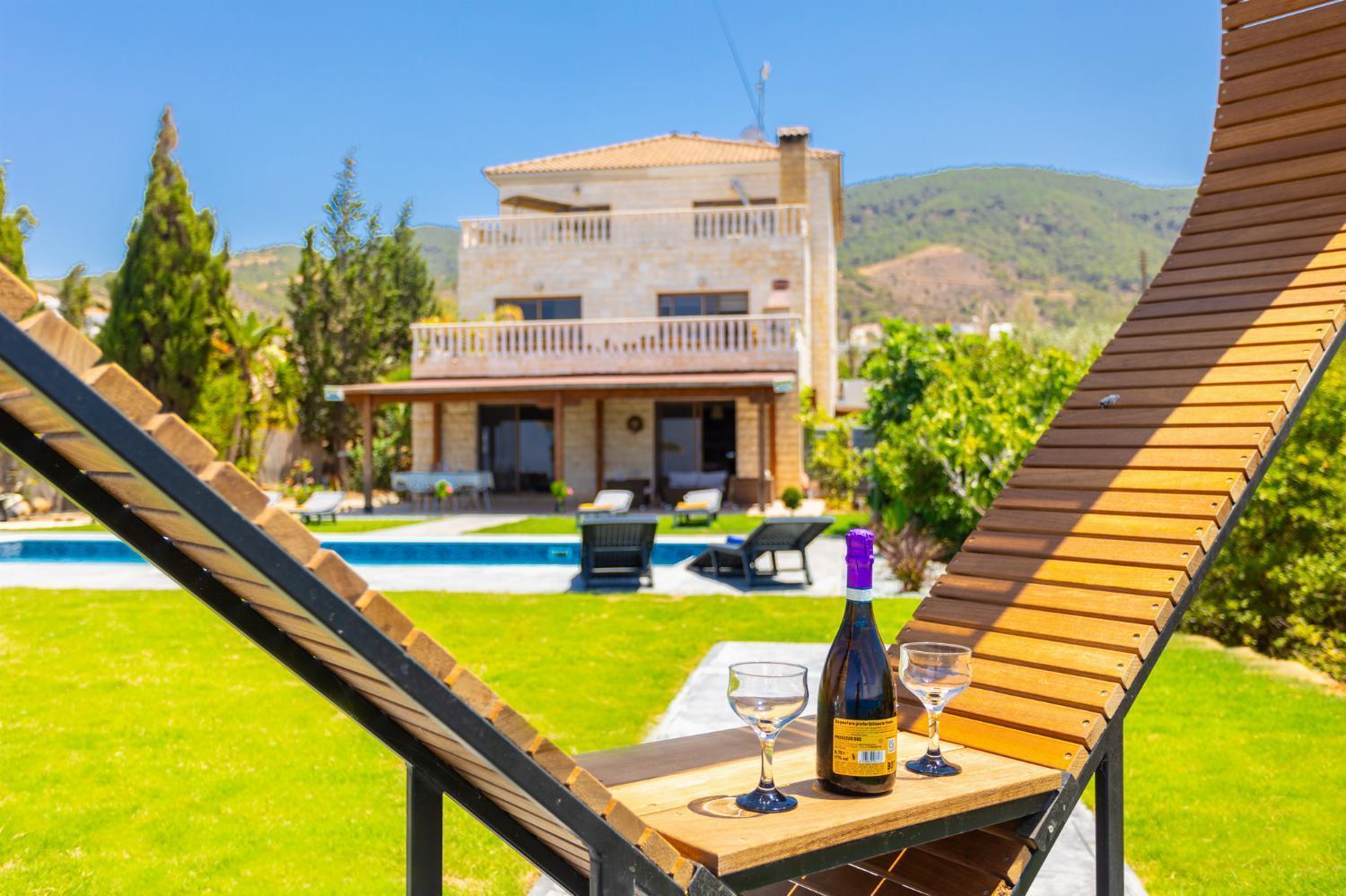 Villa Beach Heaven Pomos Buitenkant foto