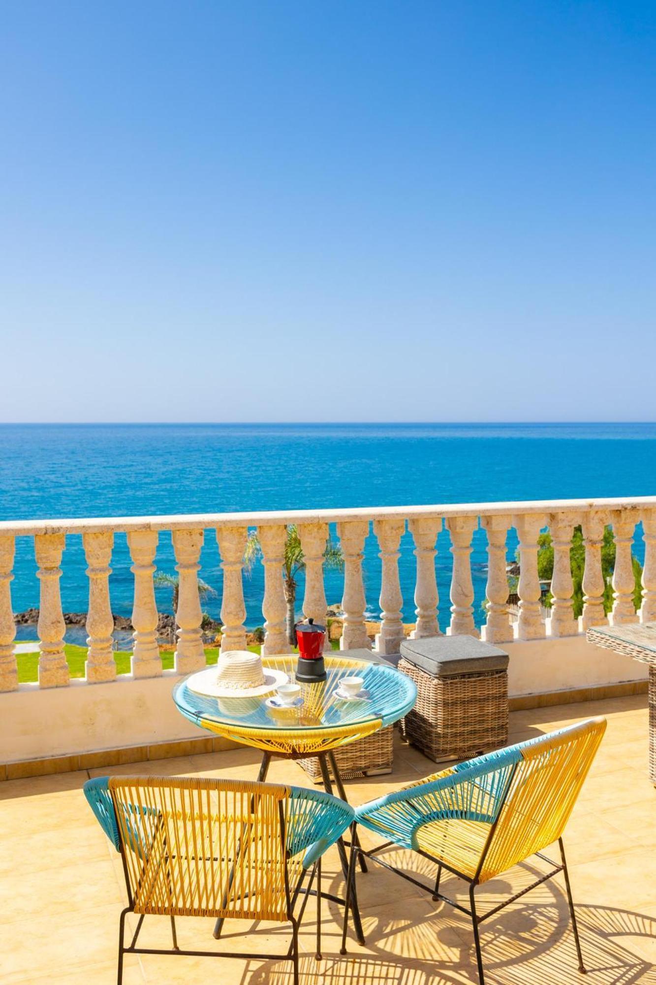 Villa Beach Heaven Pomos Buitenkant foto